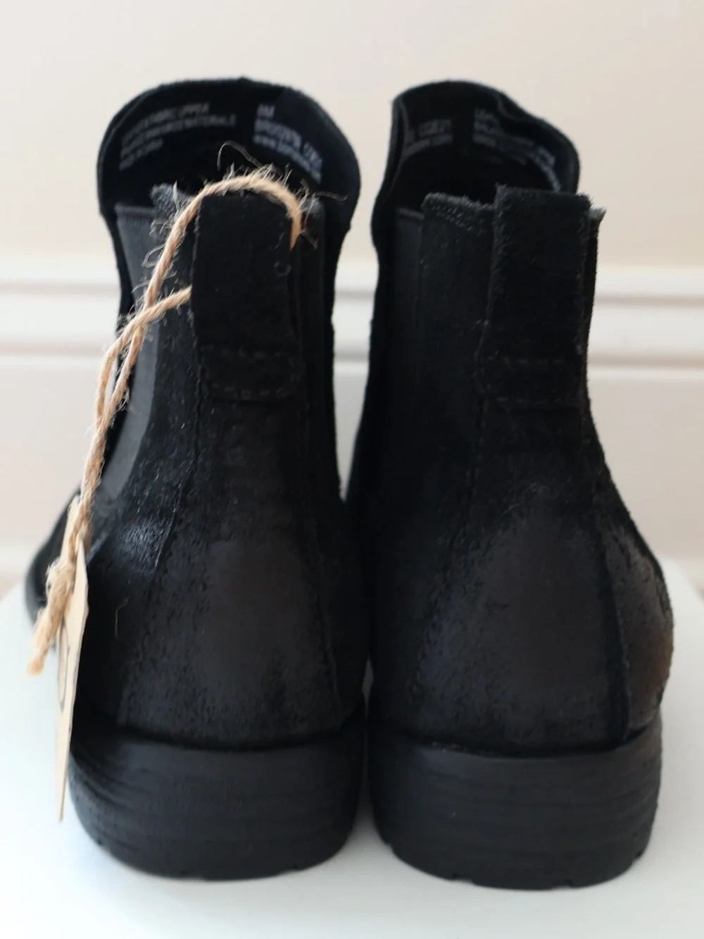 BORN Laney Black Suede Chelsea Ankle Boots Women's 8 Indie Boho Gorpcore NEW
